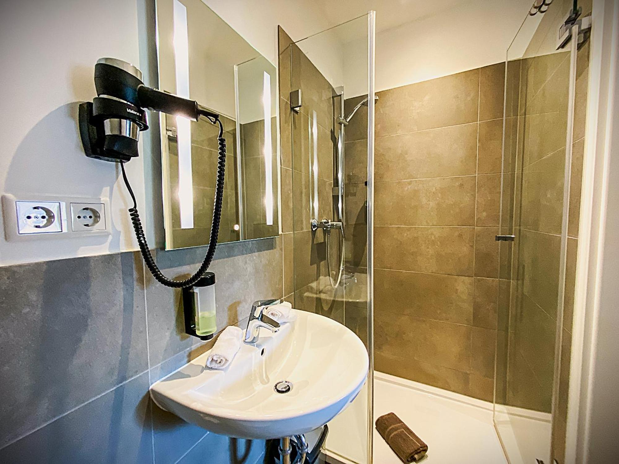 Liro Hotel-Pension Haus Andrea Niederkrüchten Extérieur photo