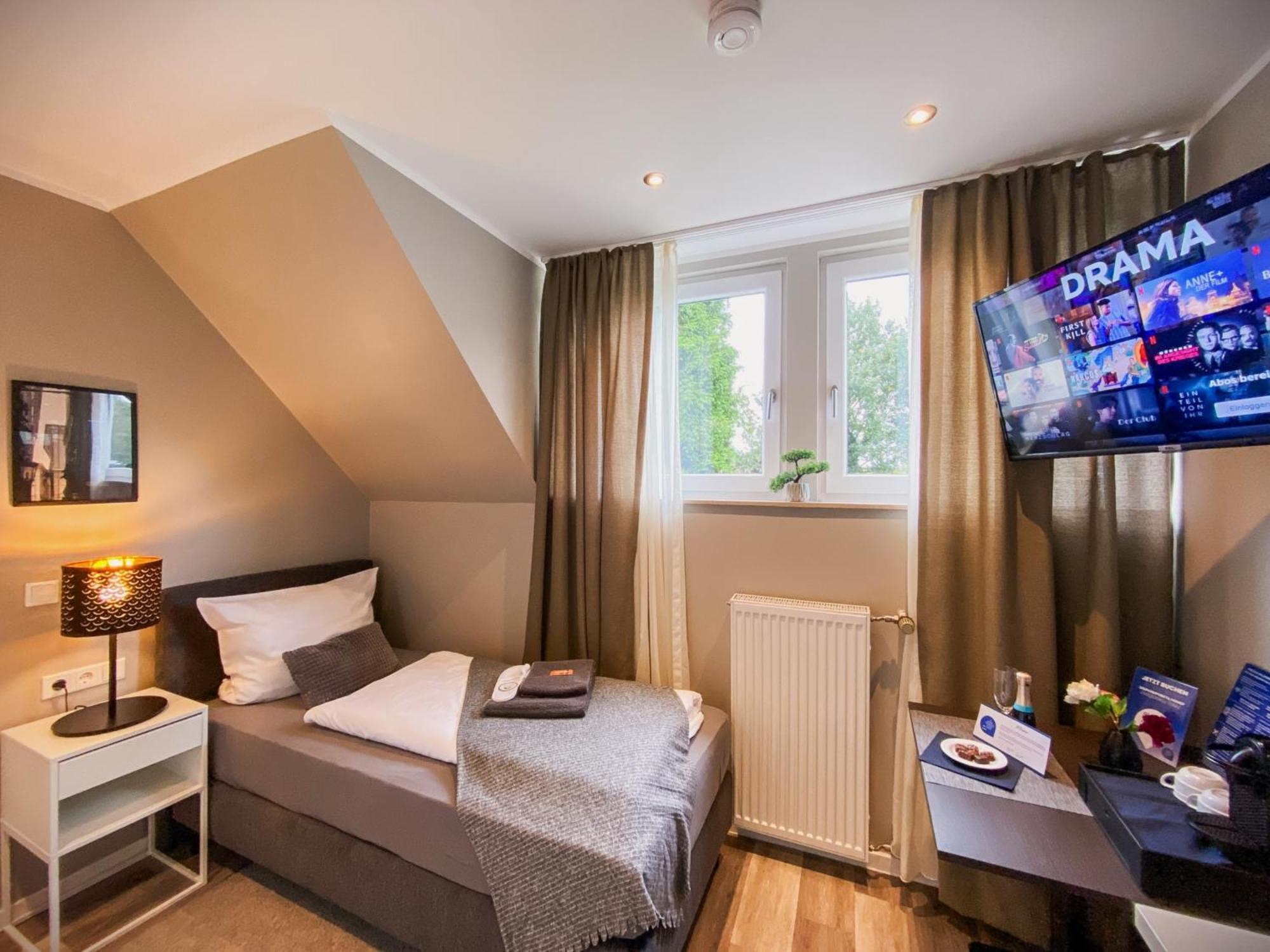 Liro Hotel-Pension Haus Andrea Niederkrüchten Extérieur photo